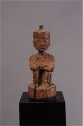 EARLY SEATED FIGURE BAMBOO STOPPER